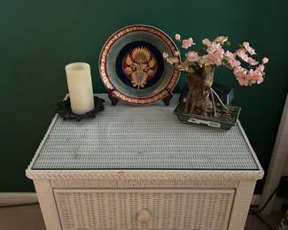 Wicker table
