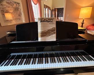 Yamaha Baby Grand Piano