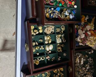 Tons of costume jewelry 