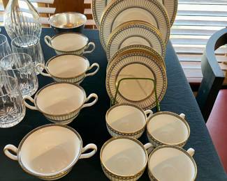 Wedgwood “Colonnade Black” china set