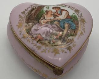Napcoware Vintage HeartShaped Porcelain Trinket Box with HandPainted Romantic Scene