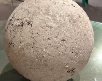 Palecek stone ball