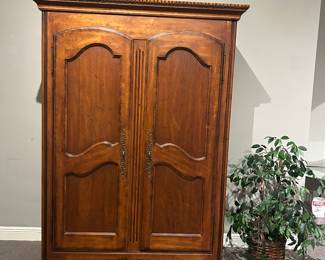 Attractive armoire - fitted