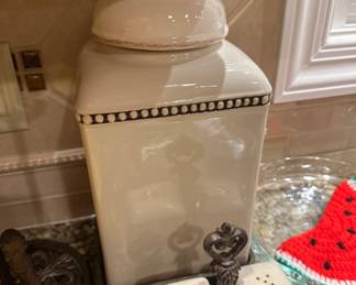 Gracious Goods canister / cookie jar 