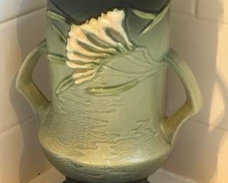 Several nice Roseville pieces