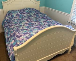 Beautiful, white solid wood bedroom furniture