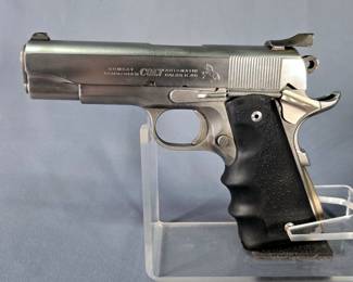 Colt Combat Commander .45 Auto Pistol SN# 70SC35811 