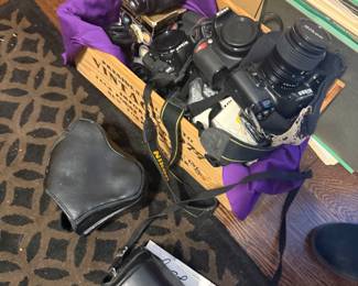 Add'l images of the cameras and accessories will be added. 