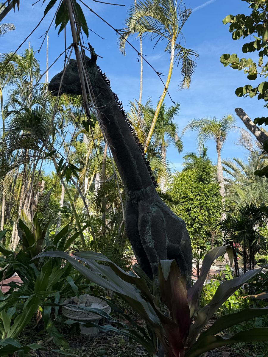 NY Sculptor the Late David Burt
Life size Giraffe 