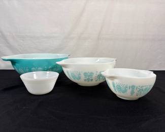 Pyrex Cinderella Nesting Bowls