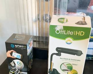 Bushnell binoculars, lights