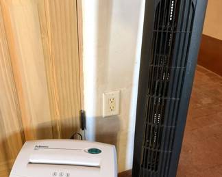 Paper shredder + Lasko heat/cool fan