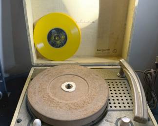 Vintage Airline GAA-951A record player