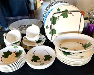 Southern Blue Ridge “Ivy” dish set