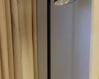 PPM010 Tall Black Metal Floor Lamp