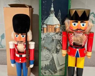 PPM119 Two Vintage German Erzgebirge Wooden Nutcrackers