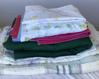 PPM077 Mystery Linens Lot
