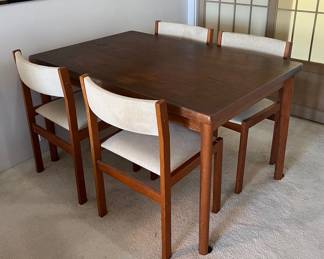 PPM047 MCM Teak Dining Table & Four Chairs 