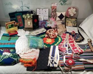 PPM137 Mystery Lot Of Small Linens, Coasters & More!