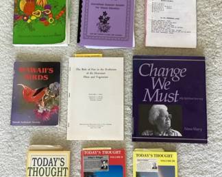 PPM036 Vintage Hawaiian Themed Books