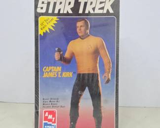 Star Trek Captain James T. Kirk Figure