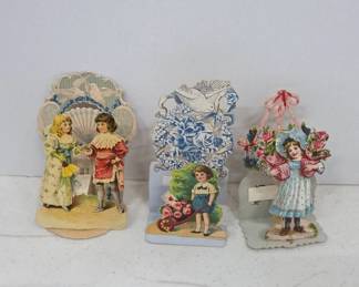 Die-Cut Fold-Out Valentine Cards