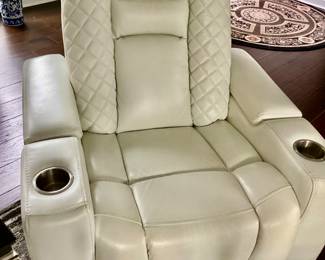 Electric Lounge Chair