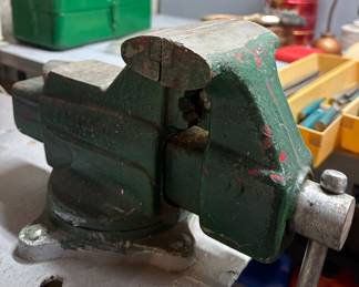 Workbench Vise 