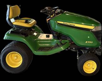 John Deere X390 • Meticulously Serviced • under 300 hours 
