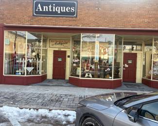 EVERYTHING MUST GO! PICKERS WELCOMED