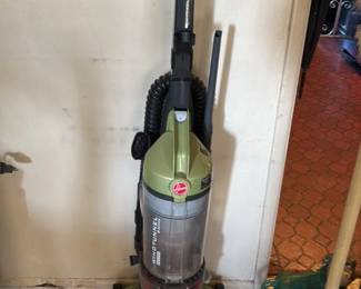 Hoover WindTunnel Series Bagless Upright Vacuum Cleaner
