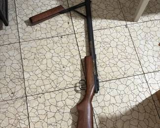 Benjamin Franklin Cal Model T Air Rifle third image