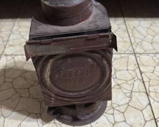 ANTIQUE S VINTAGE W.VB DARK ROOM SAFE LIGHT OIL LANTERN CONCO NO. LAMP