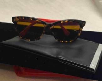 Fendi Sunglasses 