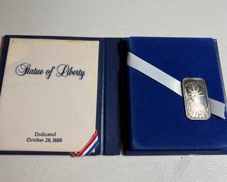 Statue of Liberty Silver Bar 