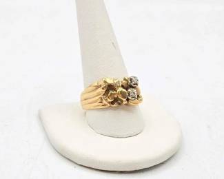 801 10k Gold Diamond Ring, 7.5g