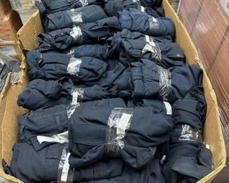 2602 200 Pairs of Pants