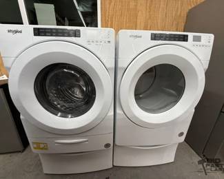 2554 Whirlpool Washer and Gas Dryer