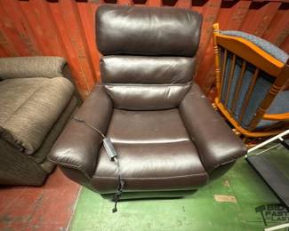 6504 Electric Recliner