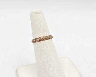 816  10k Gold Ring, 1.6g 