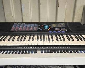 7596 Yamaha PSR180