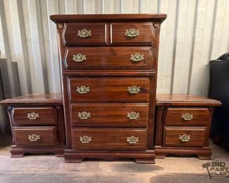 7014 Matching Wooden Dresser with Night Stands