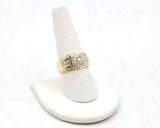 701 14k Gold Diamond Ring, 6.2g
