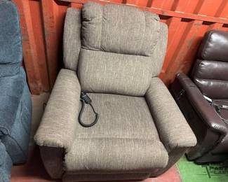 6502 LaZBoy Electric Recliner