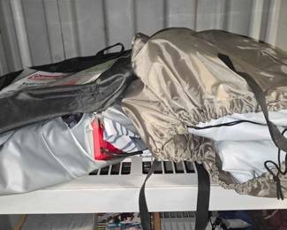 7504 2 Air Mattresses