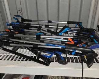 7502 Approx 20 Grabber Racher Tools Canes