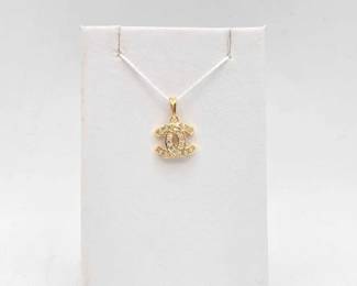 636 18k Gold Pendant with SemiPrecious Stones, 2g