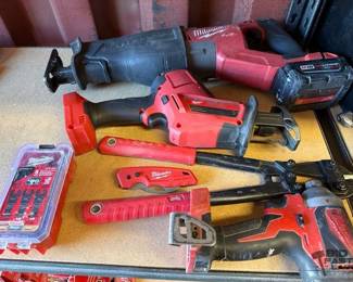 6024 Milwaukee Tools