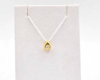 550 22k Gold Diamond Pendant, 1.8g
