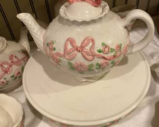 Lynn Hollyn Porta, Portugal China Teapot